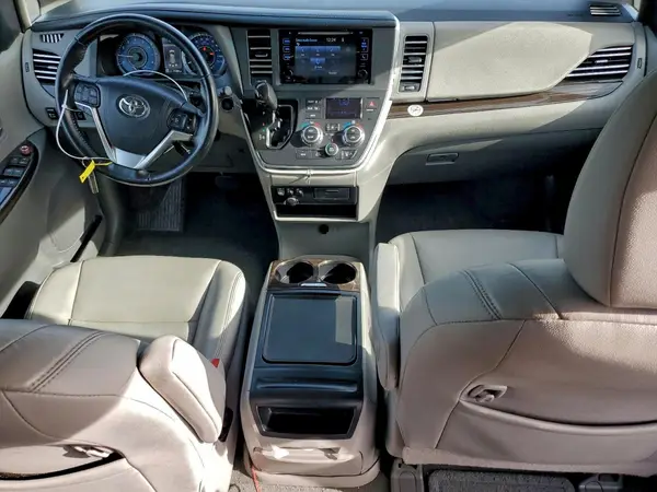 5TDYK3DC4GS716619 2016 TOYOTA SIENNA - Image 8