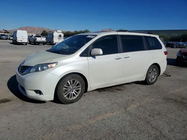 5TDYK3DC4GS722291 2016 TOYOTA SIENNA - Image 1