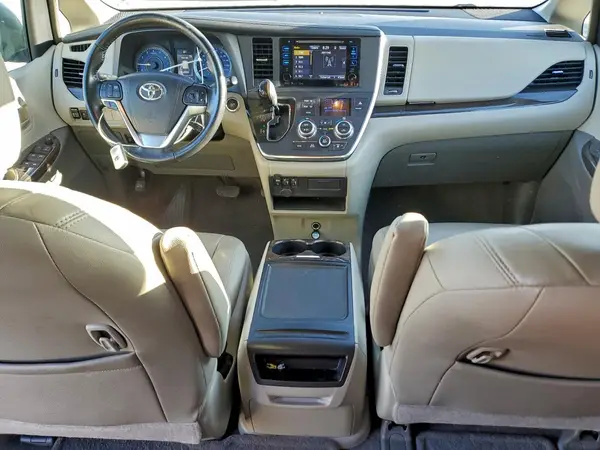 5TDYK3DC4GS728849 2016 TOYOTA SIENNA - Image 8