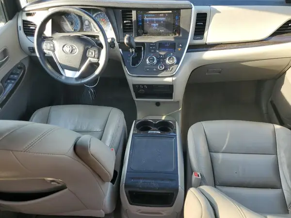 5TDYK3DC4GS742511 2016 TOYOTA SIENNA - Image 8