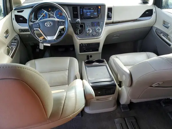5TDYK3DC4GS748440 2016 TOYOTA SIENNA - Image 8