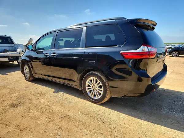 5TDYK3DC4GS754433 2016 TOYOTA SIENNA - Image 2