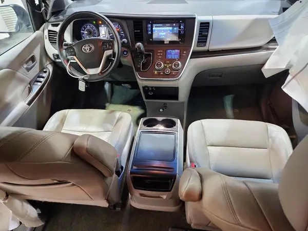 5TDYK3DC4GS756201 2016 TOYOTA SIENNA - Image 8