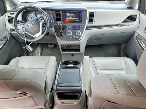 5TDYK3DC5GS694369 2016 TOYOTA SIENNA - Image 8