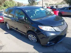 5TDYK3DC5GS695361 2016 TOYOTA SIENNA