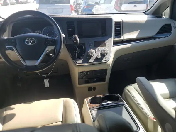 5TDYK3DC5GS697854 2016 TOYOTA SIENNA - Image 8
