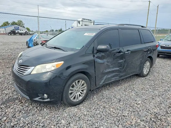 5TDYK3DC5GS719013 2016 TOYOTA SIENNA - Image 1