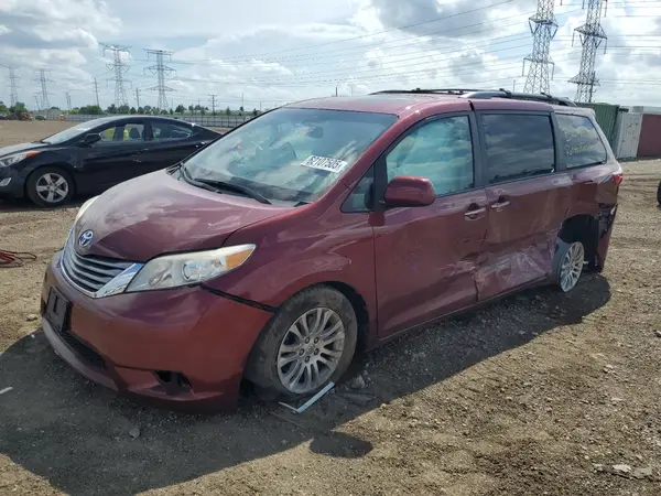 5TDYK3DC5GS730870 2016 TOYOTA SIENNA - Image 1
