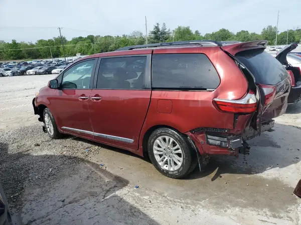 5TDYK3DC5GS740072 2016 TOYOTA SIENNA - Image 2