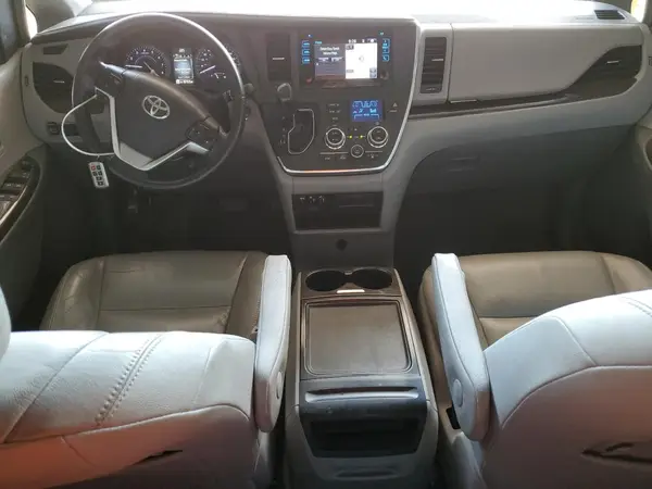 5TDYK3DC5GS745451 2016 TOYOTA SIENNA - Image 8