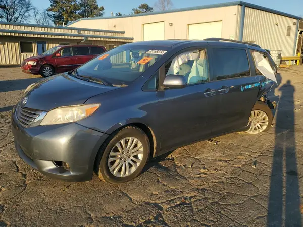 5TDYK3DC6GS691111 2016 TOYOTA SIENNA - Image 1