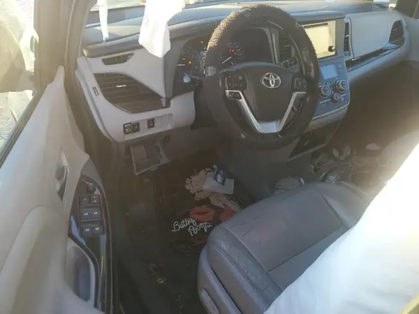 5TDYK3DC6GS691111 2016 TOYOTA SIENNA - Image 8