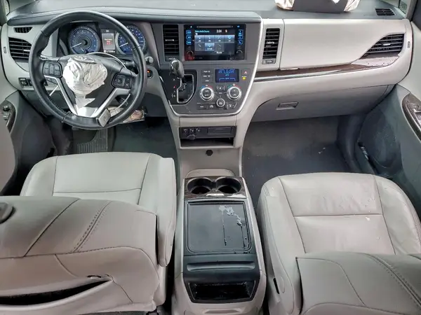 5TDYK3DC6GS703659 2016 TOYOTA SIENNA - Image 8