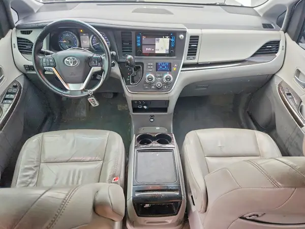 5TDYK3DC6GS708862 2016 TOYOTA SIENNA - Image 8