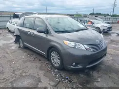 5TDYK3DC6GS752747 2016 TOYOTA SIENNA