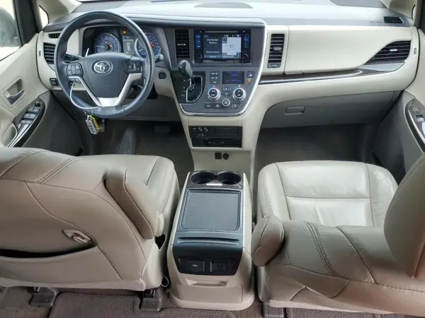 5TDYK3DC6GS756314 2016 TOYOTA SIENNA - Image 8