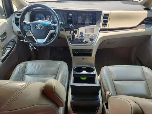 5TDYK3DC7GS720809 2016 TOYOTA SIENNA - Image 8