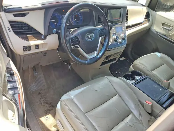5TDYK3DC7GS733141 2016 TOYOTA SIENNA - Image 8
