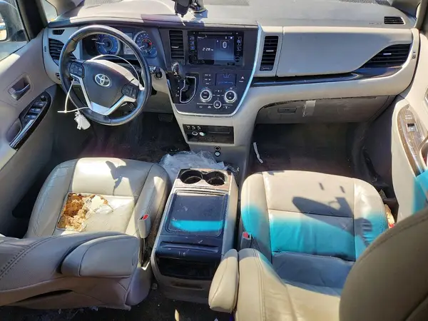 5TDYK3DC7GS742230 2016 TOYOTA SIENNA - Image 8