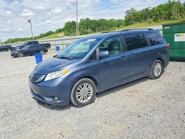5TDYK3DC7GS748688 2016 TOYOTA SIENNA - Image 1