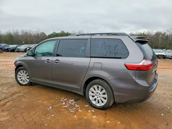 5TDYK3DC7GS755785 2016 TOYOTA SIENNA - Image 2