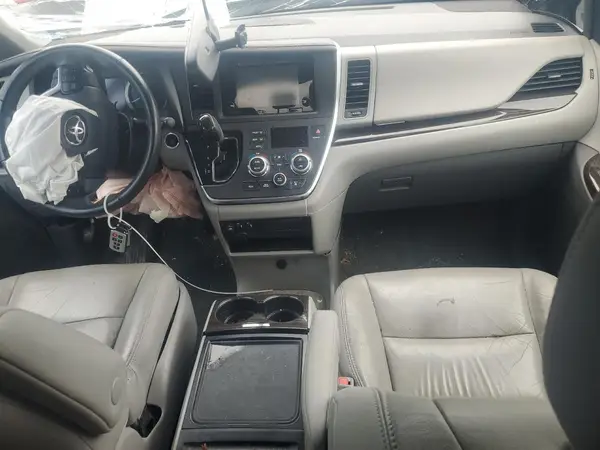 5TDYK3DC7GS763319 2016 TOYOTA SIENNA - Image 7