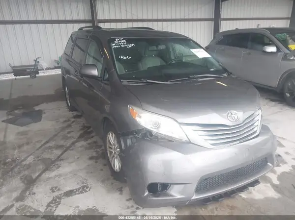 5TDYK3DC7GS763658 2016 TOYOTA SIENNA - Image 1