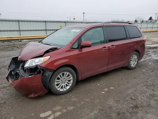 5TDYK3DC8GS704389 2016 TOYOTA SIENNA - Image 1