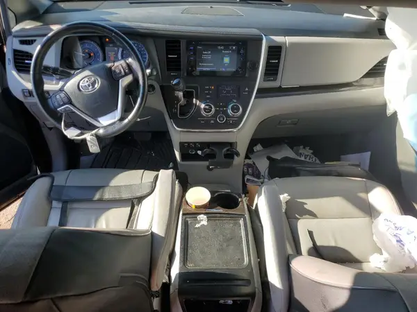 5TDYK3DC8GS704425 2016 TOYOTA SIENNA - Image 8