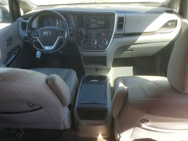 5TDYK3DC8GS707633 2016 TOYOTA SIENNA - Image 8