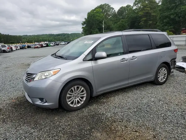 5TDYK3DC8GS715148 2016 TOYOTA SIENNA - Image 1