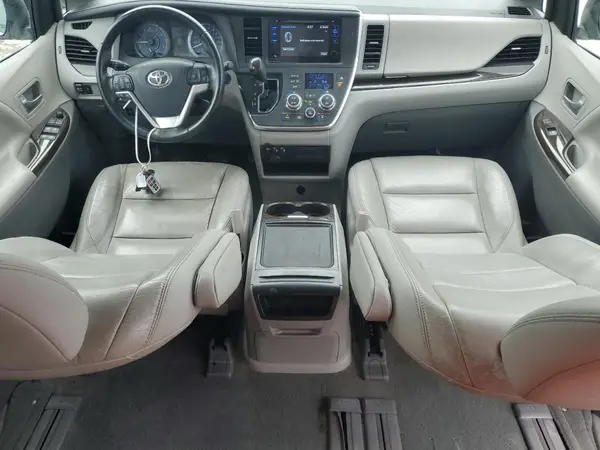 5TDYK3DC8GS720138 2016 TOYOTA SIENNA - Image 8