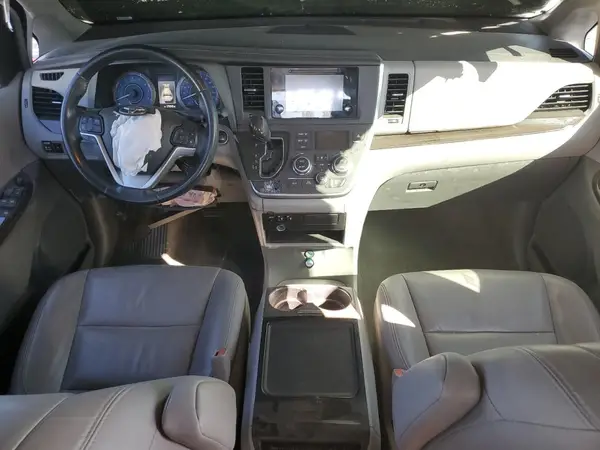 5TDYK3DC8GS723282 2016 TOYOTA SIENNA - Image 8