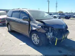 5TDYK3DC8GS734055 2016 TOYOTA SIENNA