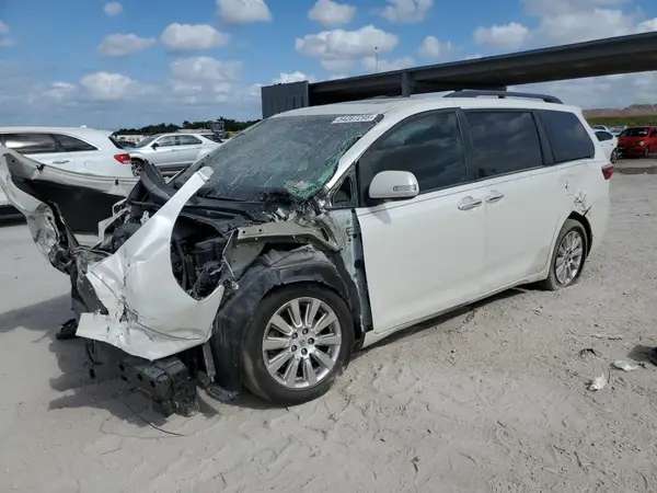 5TDYK3DC8GS739966 2016 TOYOTA SIENNA - Image 1