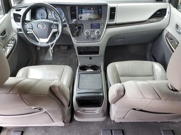 5TDYK3DC8GS741183 2016 TOYOTA SIENNA - Image 8