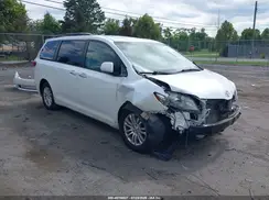 5TDYK3DC8GS747288 2016 TOYOTA SIENNA