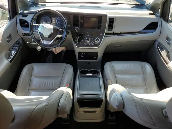5TDYK3DC8GS748828 2016 TOYOTA SIENNA - Image 8