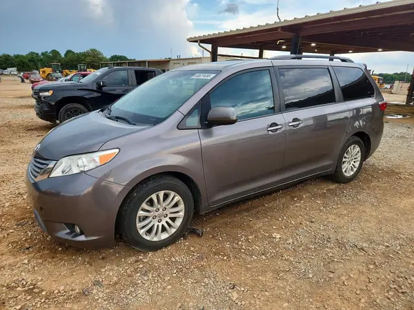 5TDYK3DC8GS765127 2016 TOYOTA SIENNA - Image 1
