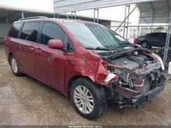 5TDYK3DC9GS690633 2016 TOYOTA SIENNA