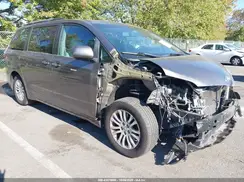 5TDYK3DC9GS699557 2016 TOYOTA SIENNA