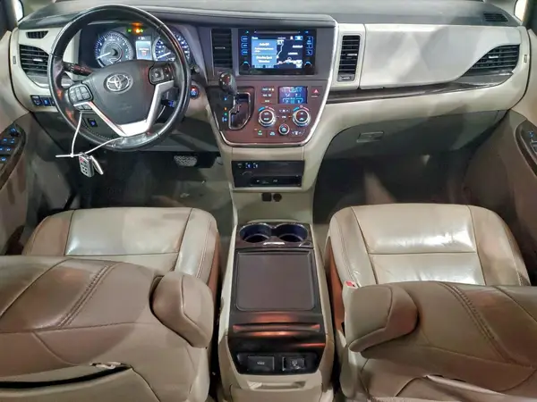 5TDYK3DC9GS706801 2016 TOYOTA SIENNA - Image 8