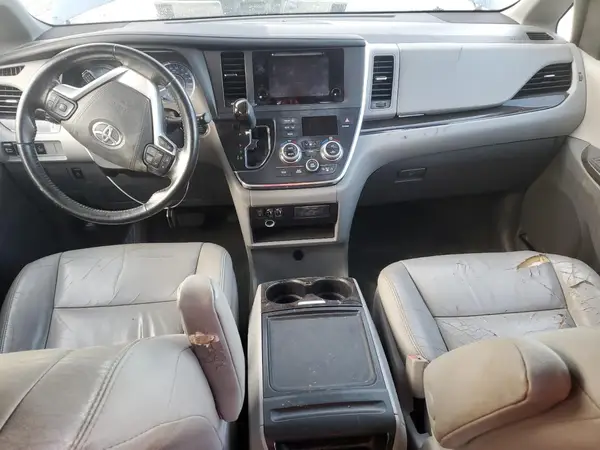 5TDYK3DC9GS707334 2016 TOYOTA SIENNA - Image 8