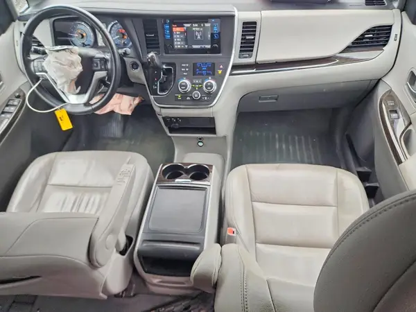 5TDYK3DC9GS710217 2016 TOYOTA SIENNA - Image 8