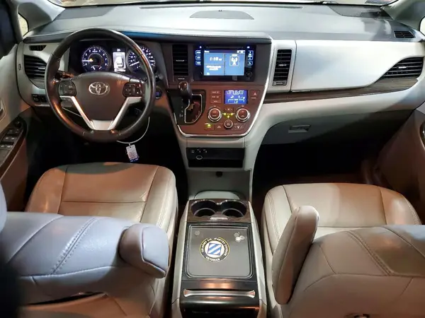 5TDYK3DC9GS721394 2016 TOYOTA SIENNA - Image 8