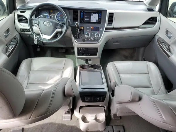 5TDYK3DC9GS728183 2016 TOYOTA SIENNA - Image 8