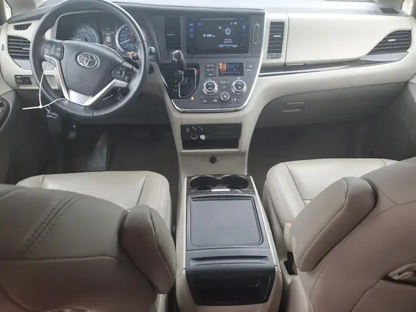 5TDYK3DC9GS751673 2016 TOYOTA SIENNA - Image 8