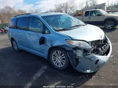 5TDYK3DC9GS758610 2016 TOYOTA SIENNA