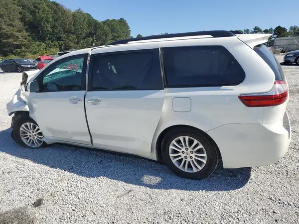 5TDYK3DCXGS697199 2016 TOYOTA SIENNA - Image 2