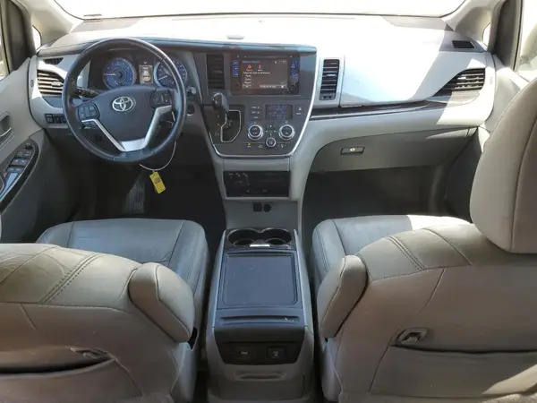 5TDYK3DCXGS697638 2016 TOYOTA SIENNA - Image 8